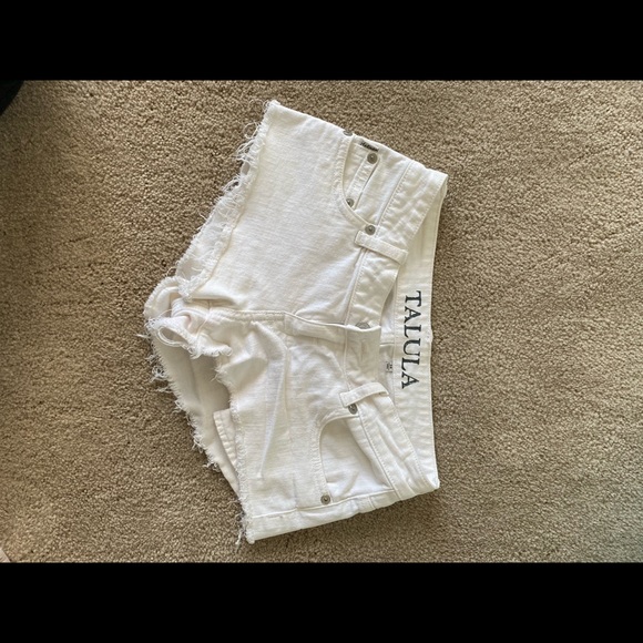 Ladies shorts - Picture 1 of 1